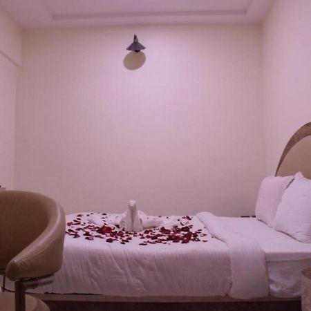 Hotel The Hills, Ambikapur Eksteriør billede